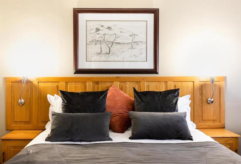 Семейный Номер, Kathu Gamagara Lodge