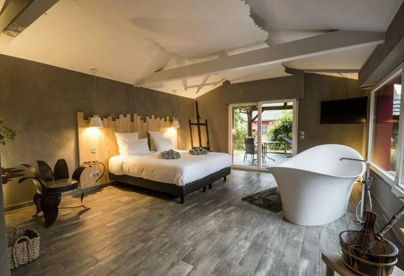 Люкс, Auberge Au Boeuf