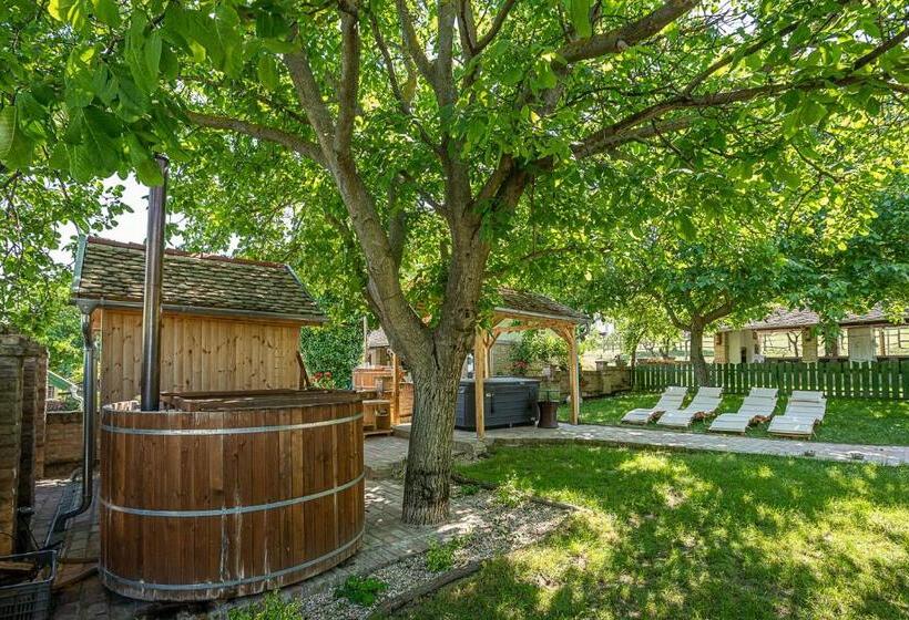 Люкс Deluxe Кровать Кинг, Provence Birtok