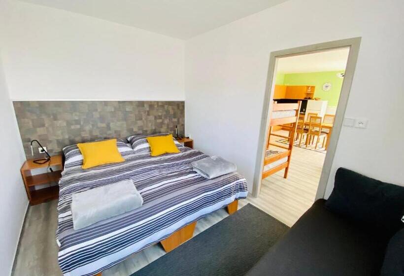Семейное Студио, Apartmány Na Horce