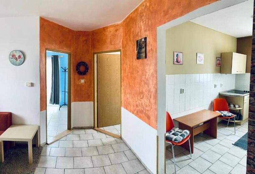 Апартаменты 2 Спальни, Apartmány Na Horce