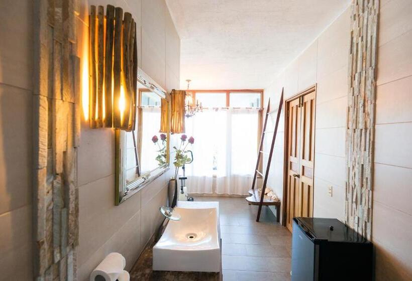 Quarto Deluxe Cama King, Punta Duarte Garden Inn