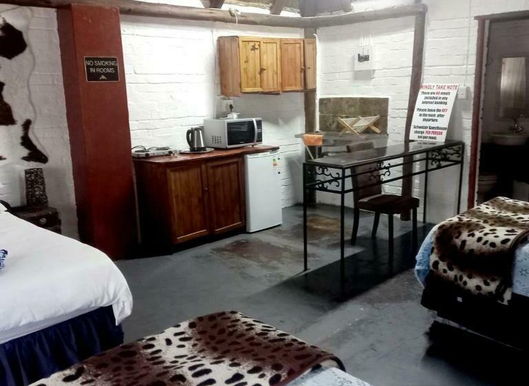 Студия Стандарт, Schweizer Guesthouse