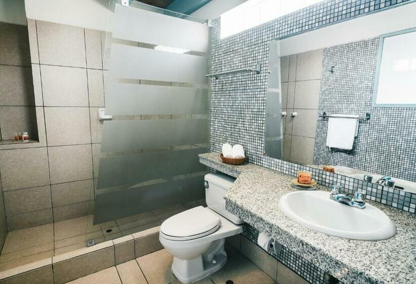 Трехместный Номер Стандарт Вид на Сад, Chicama Boutique Hotel & Spa