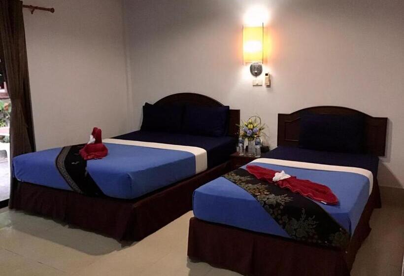 디럭스 방갈로, Andaman Beach Resort Koh Jum