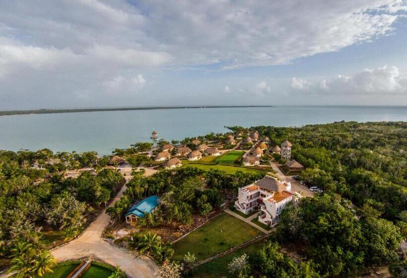 اتاق لوکس, The Crimson Orchid Inn At Orchid Bay
