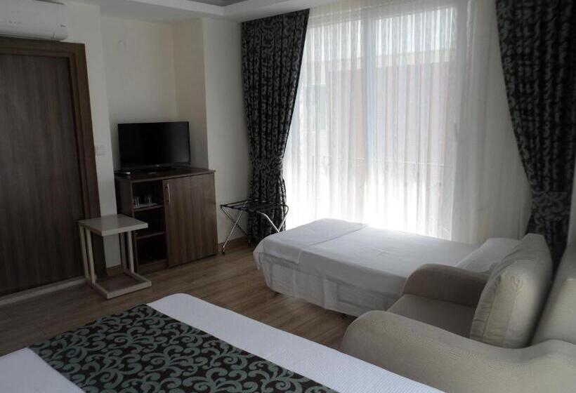 Номер Стандарт Трехместный, Zen Inn Boutique