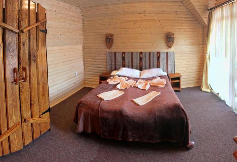 Номер Стандарт Трехместный, Oksamit Resort