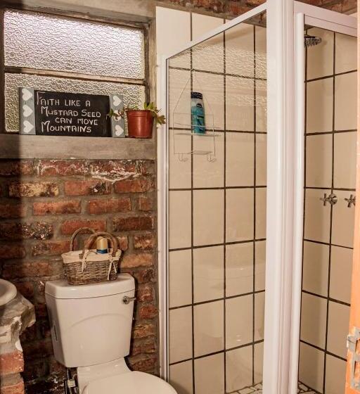 Дом 2 Спальни, Kalkfontein Guesthouse