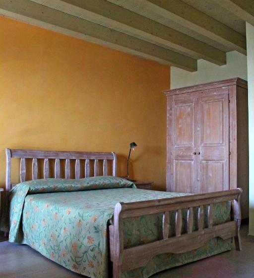 Семейный Номер, Cavril Agriturismo
