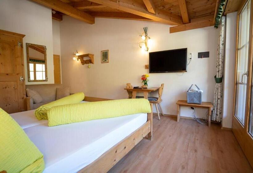 Номер Стандарт, Crusch Alba Sta Maria