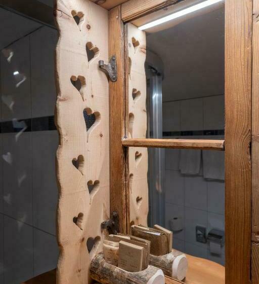 Номер Стандарт Индивидуальный, Crusch Alba Sta Maria