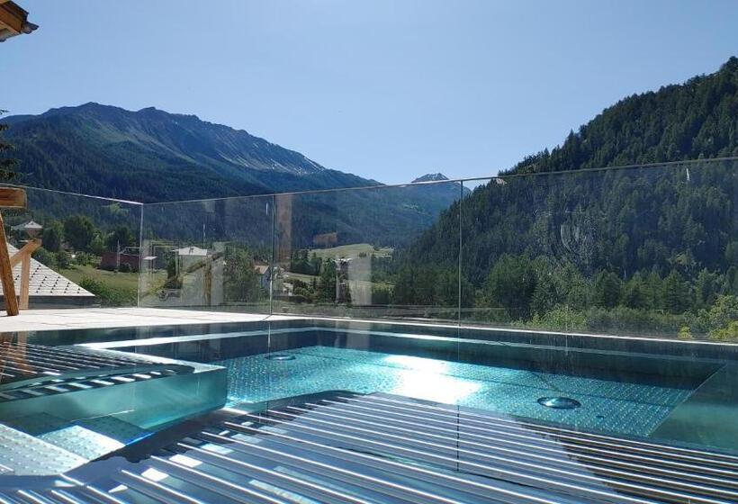 Четырехместный Номер Стандарт, Crusch Alba Sta Maria