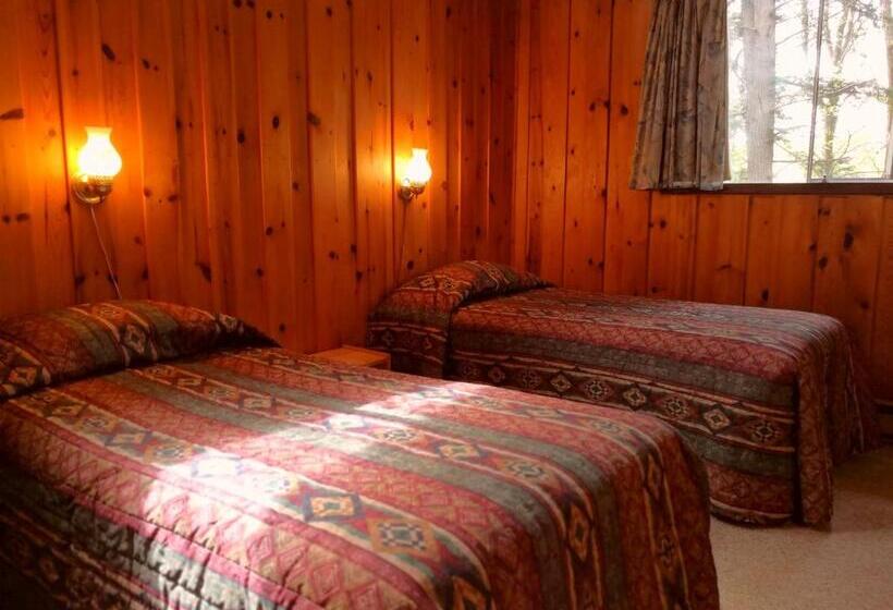 Дом 3 Спальни, Sunny Point Resort Ltd