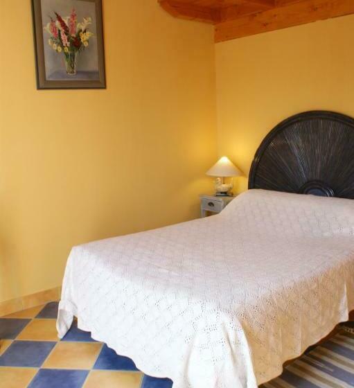 정원 전망 4인용 스탠다드 룸, Maison D'hotes Du Vert Vallon