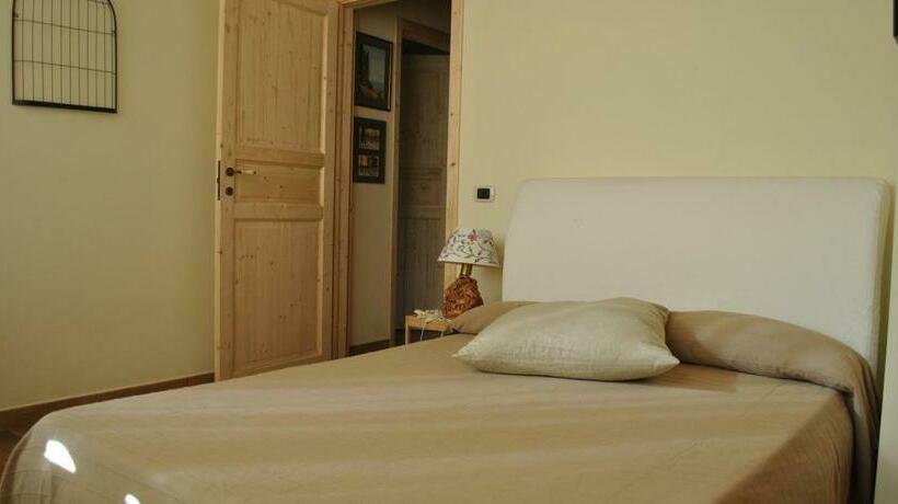 스탠다드 트리플 룸 가든 전망, Agriturismo Petrarosa