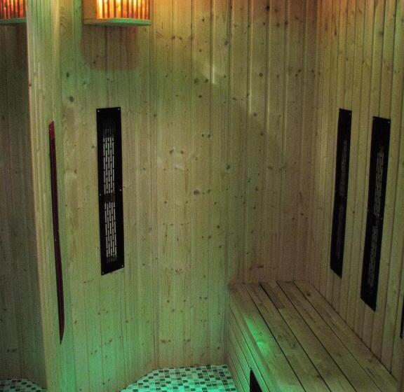 Семейный Номер, Pension Polubný 922