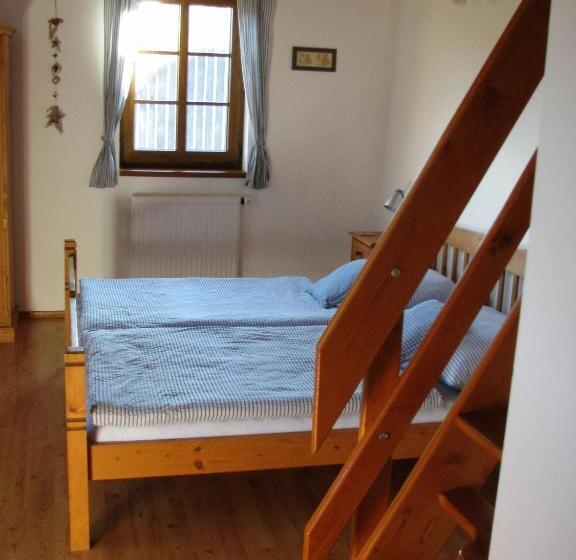 Семейный Номер, Pension Polubný 922