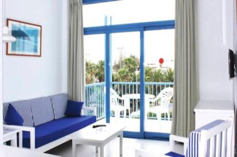 스탠다드 스튜디오, Aparthotel Costa Volcán & Spa