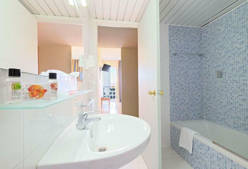 غرفة قياسية فردية, Azuline Hotel Pacific