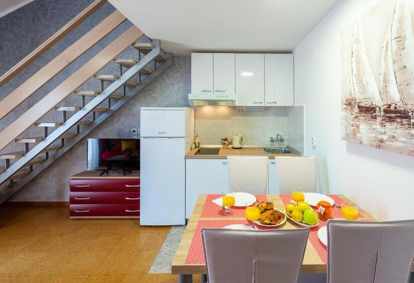 Апартаменты Superior 1 Спальня Вид на Море, Cina Apartments