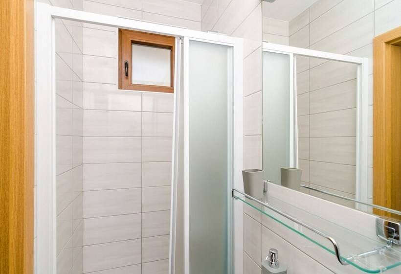 Номер Стандарт Вид на Море с Балконом, Cina Apartments
