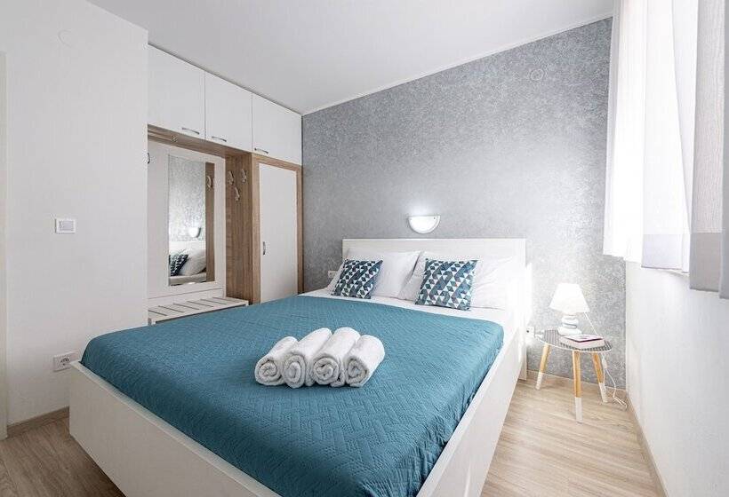 Апартаменты 1 Спальня Вид на Море с Балконом, Cina Apartments