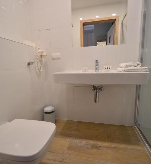 استودیوی استاندارد, Osiedle Cesarskie Apartamenty   Parking   Apartamenty Bryza