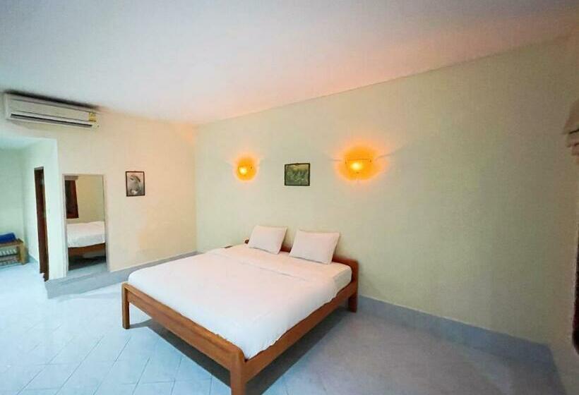 Quarto Deluxe, Gpm Resort Pattaya