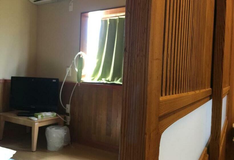 Номер Стандарт Трехместный, Masugataya Ryokan