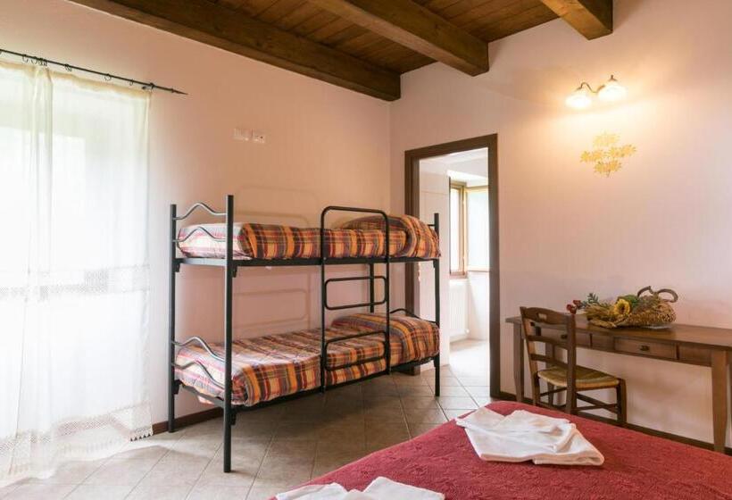 4인용 스탠다드 룸, Agriturismo L Antico Frutto