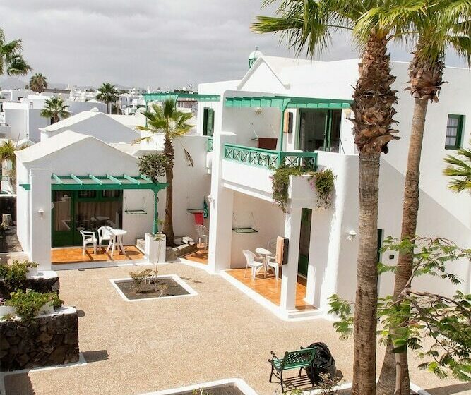 Апартаменты 1 Спальня, Apartamentos Las Acacias