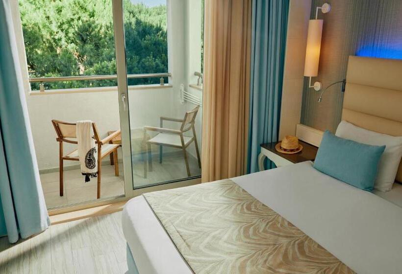 Семейный Номер, Tui Magic Life Masmavi