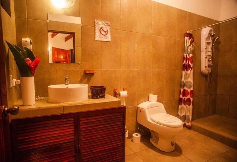 Трехместный Номер Deluxe, Bambutel Cocles