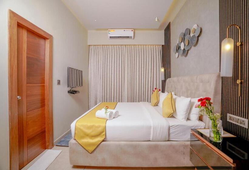 Büyük Çift Kişilik Yataklı Executive Oda, Lazdana Hotel Bangalore