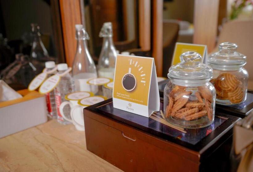 Büyük Çift Kişilik Yataklı Executive Oda, Lazdana Hotel Bangalore