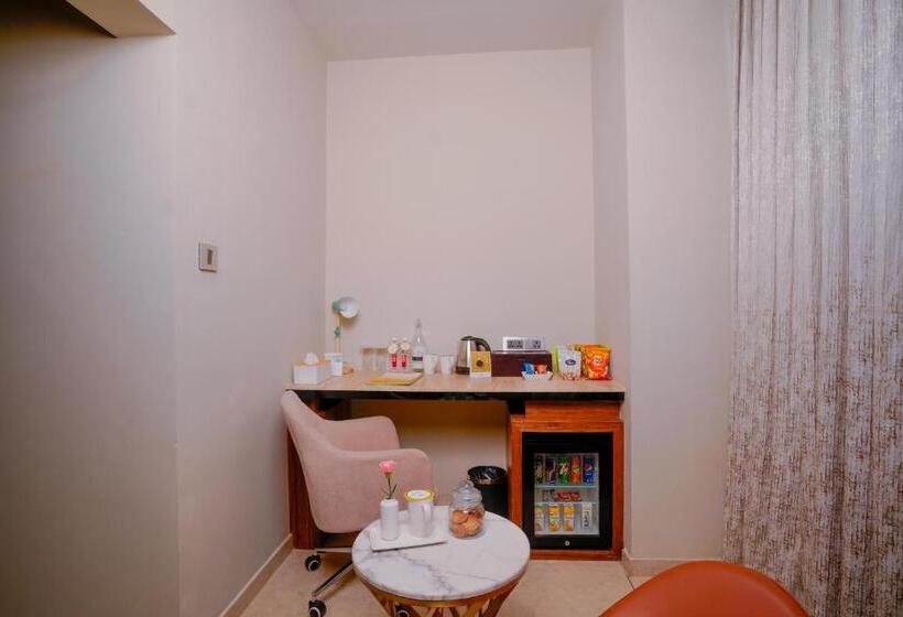 King yataklı klasik oda, Lazdana Hotel Bangalore