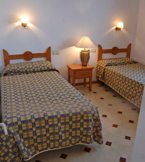 스탠다드 스튜디오, Apartamentos Los Pueblos