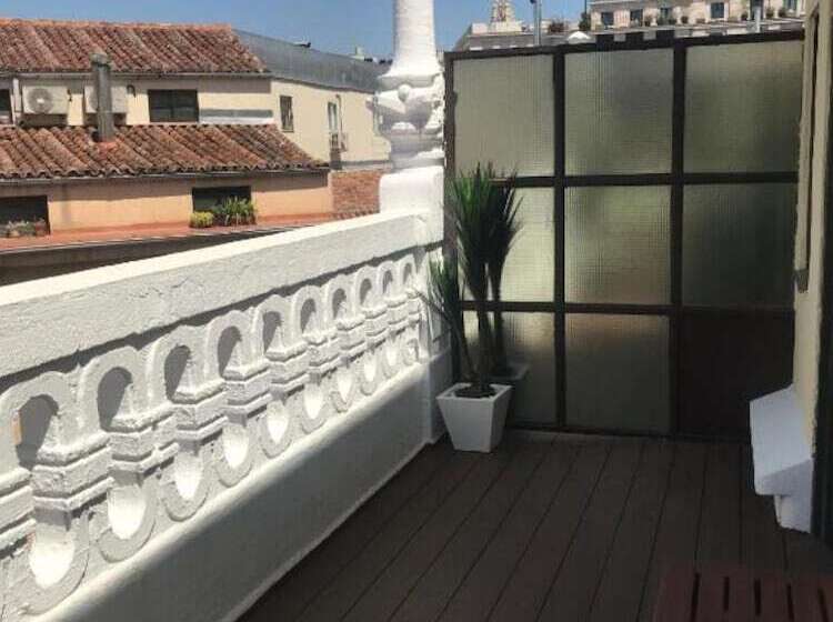 اتاق استاندارد با تراس, Madrisol