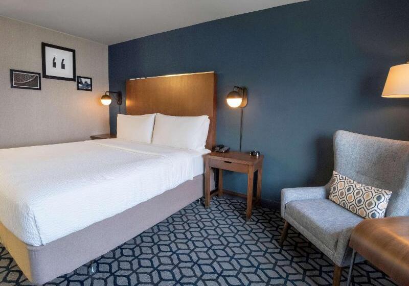 스탠다드 룸 킹사이즈 침대, Crowne Plaza Niagara Falls Ny   Riverside, An Ihg