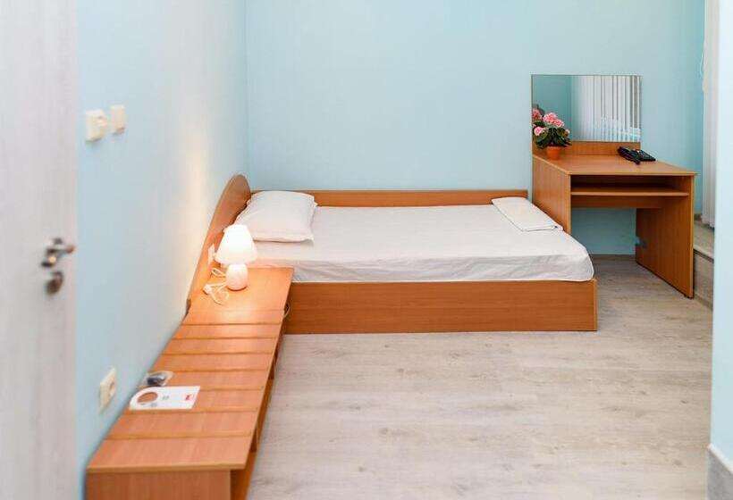 スタンダードシングルルーム, Family Hotel Varna