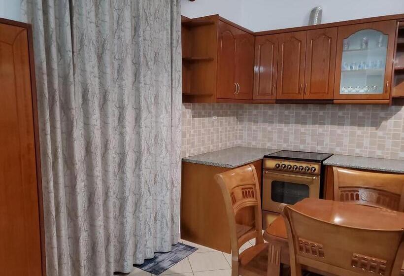 استودیو استاندارد با بالکن, Vila Malo 1