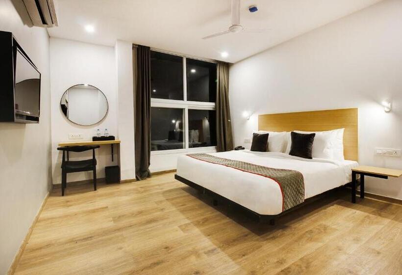 Quarto Triplo Clássico, Super Townhouse Rcc Prime