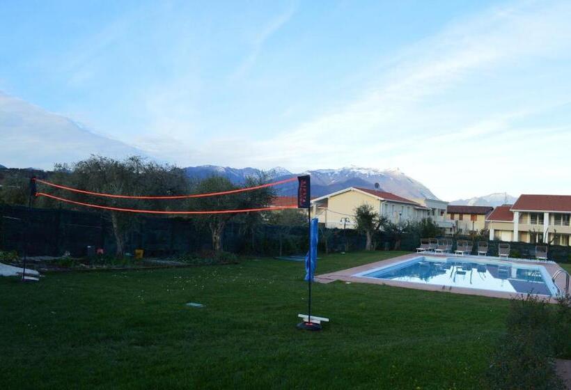 اتاق استاندارد با بالکن, The Swan B&b