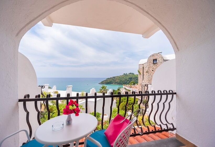 Номер Superior Вид на Море, Grand Hotel Le Rocce