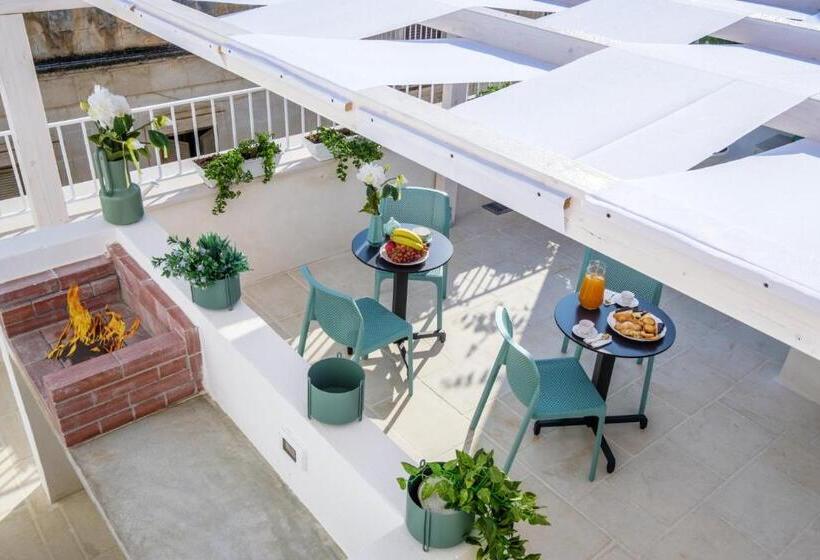 Номер Стандарт с Гидромассажем, La Bella Ostuni Suites