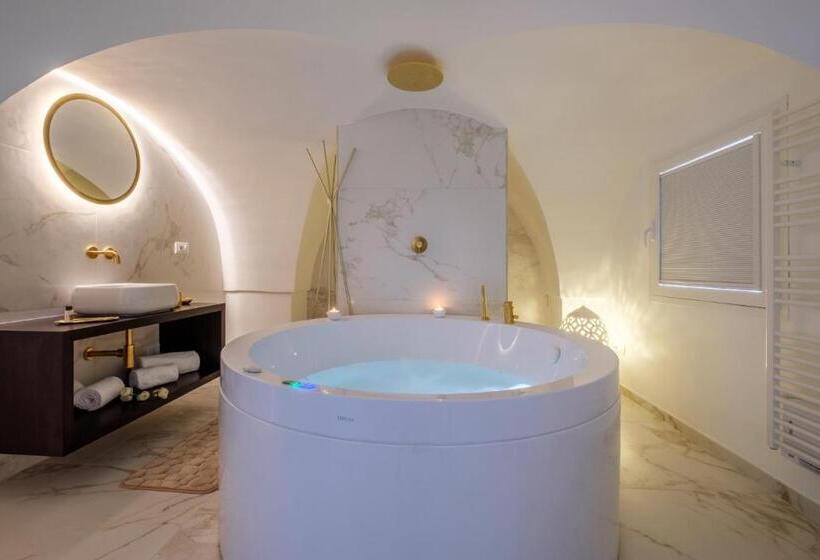 Номер Стандарт с Гидромассажем, La Bella Ostuni Suites