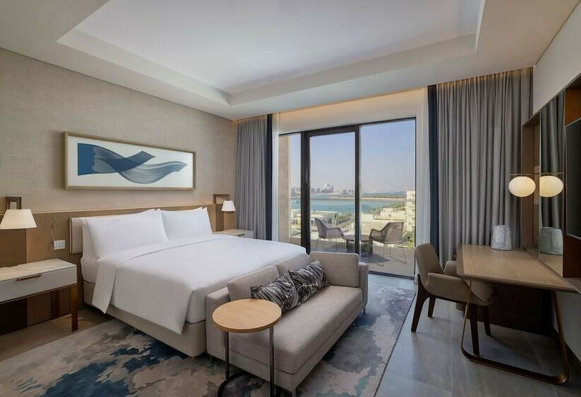 Представительский номер с видом, Hilton Abu Dhabi Yas Island