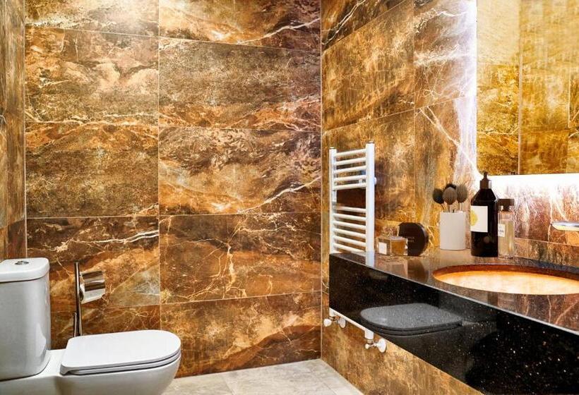اتاق لوکس, Tsarevets Design And Spa