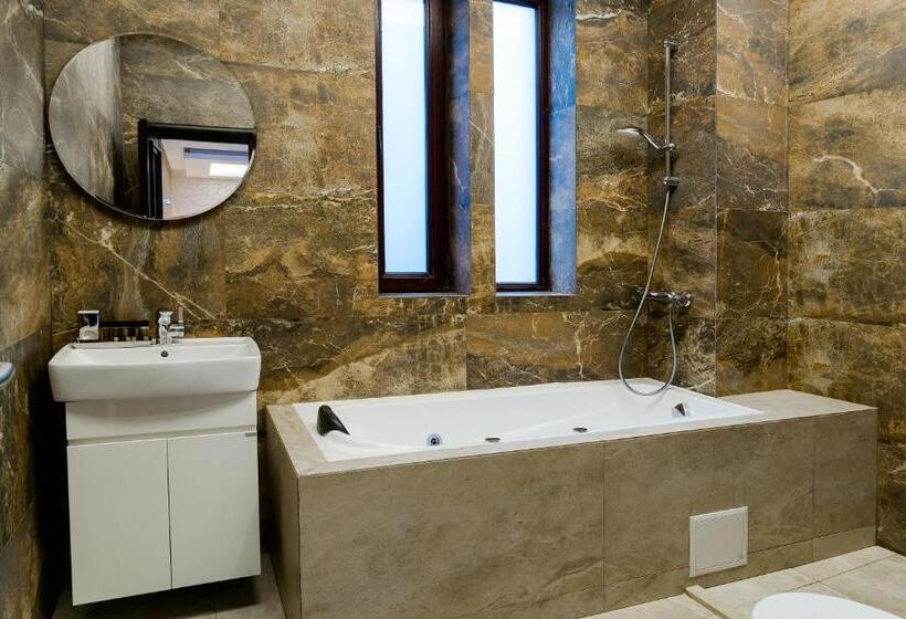 إستوديو ديلوكس, Tsarevets Design And Spa